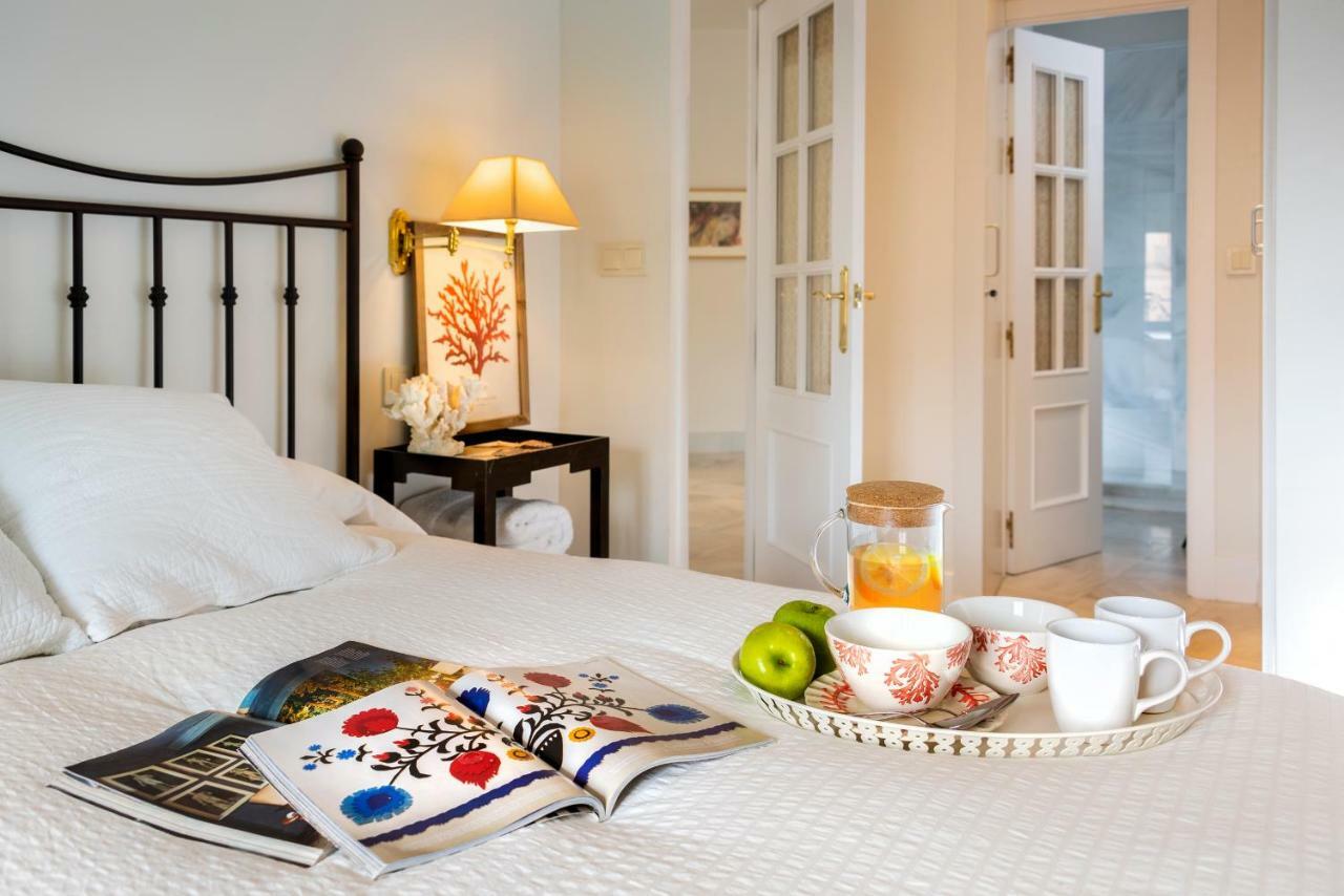 Apartamento La Catedral Sevilla Exteriör bild