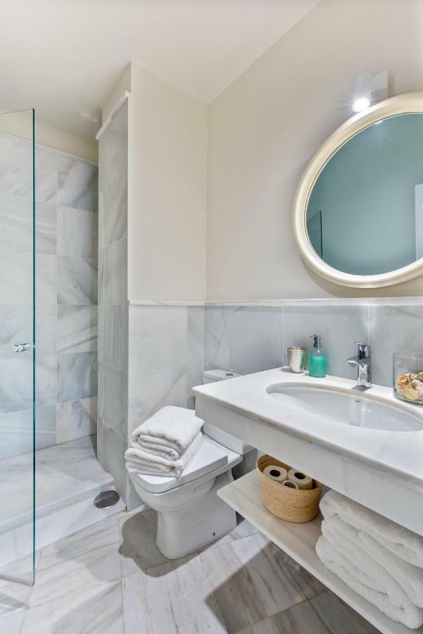 Apartamento La Catedral Sevilla Exteriör bild