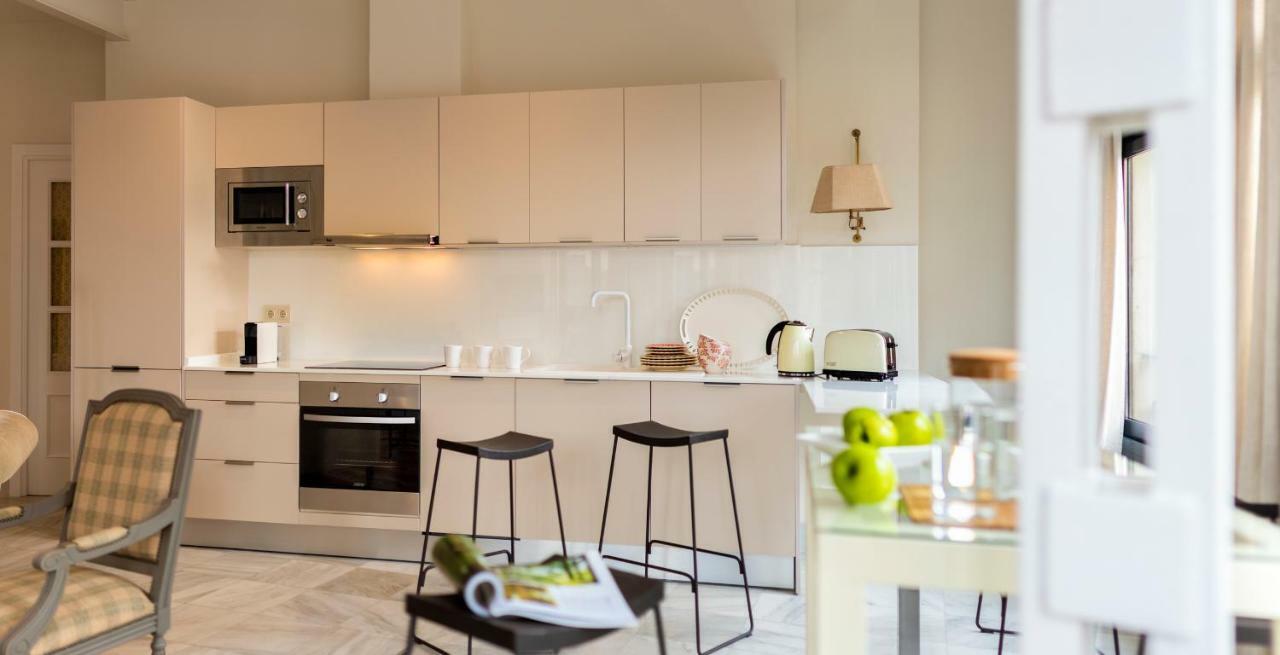 Apartamento La Catedral Sevilla Exteriör bild